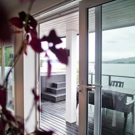 Waterfront House With Spectacular Ocean View Prázdninový dům
