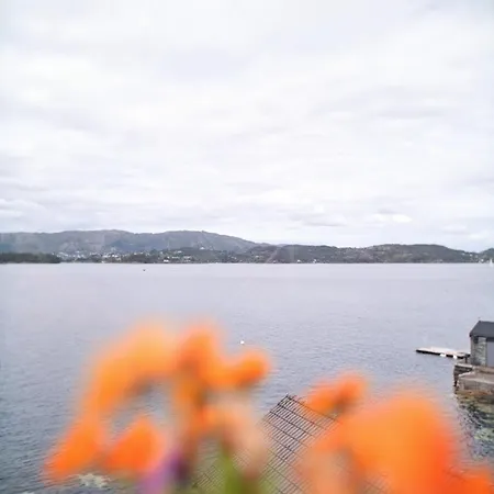 Prázdninový dům Waterfront House With Spectacular Ocean View Blomsterdalen
